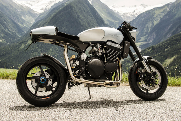 Triumph cafe racer by Palatina Dreambikes