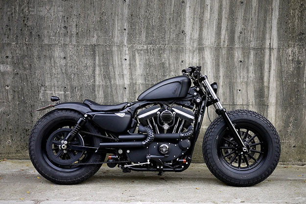 Iron Guerrilla: Rough Crafts' Harley-Davidson Sportster