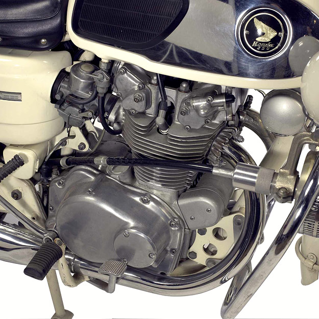 Police motorcycle: the rare 1965 Honda 450.