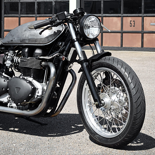Triumph Thruxton custom by the Wrenchmonkees 