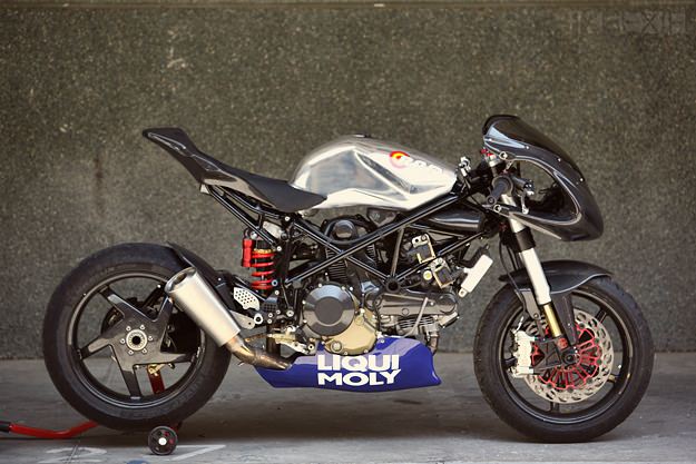 Ducati Monster 1100 custom