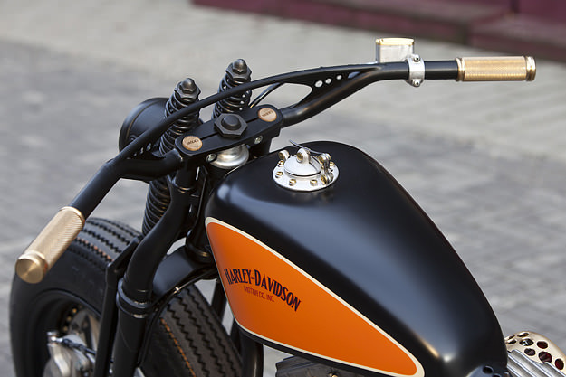 FlyingPan: Thunderbike's timeless 1951 Harley-Davidson