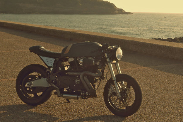 Buell X1 Lightning customized by the Italian workshop Sartorie Meccaniche.
