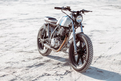 Yamaha Sr500 customized by Bunker Custom Motorcycles of Istanbul
