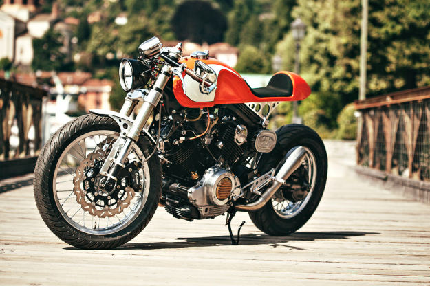 Ultra-clean custom Yamaha XV 750 by Christian Moretti of Plan B Motorcycles.