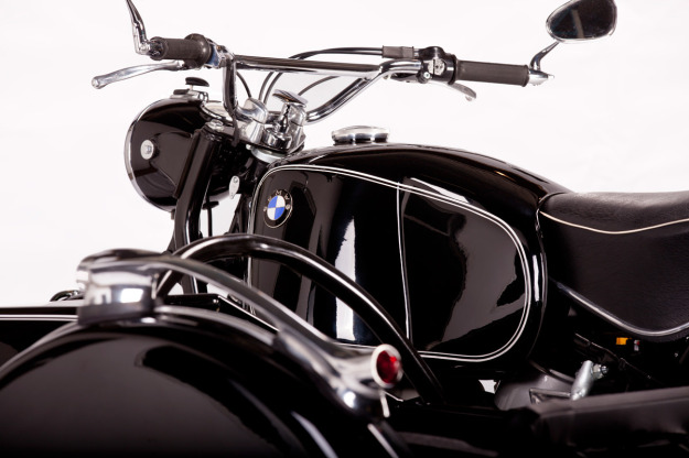 South African BMW experts Cytech have paired a BMW R69S with a 50s-model Steib sidecar.