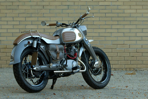 After rescuing this Honda CA95 from a barn, Dave Mucci transformed it into a stylish and practical custom.