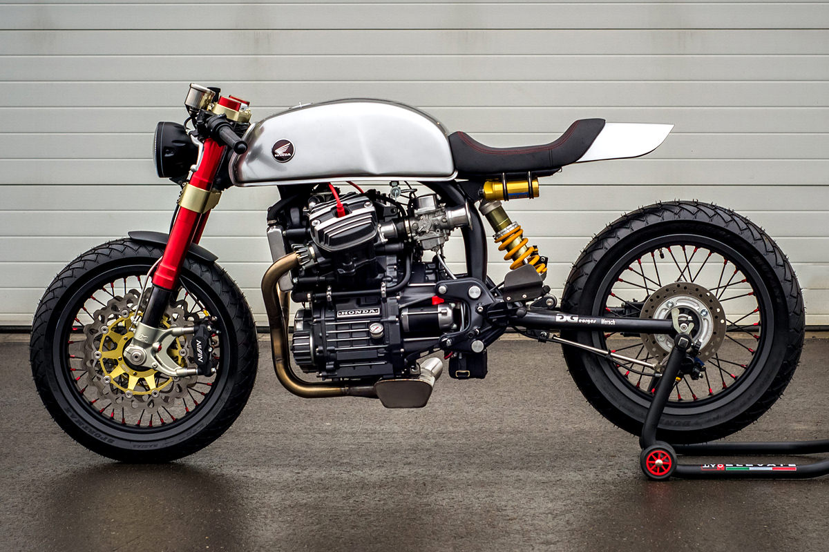 Ready to race Sacha Lakic's CX500 cafe racer Bike EXIF