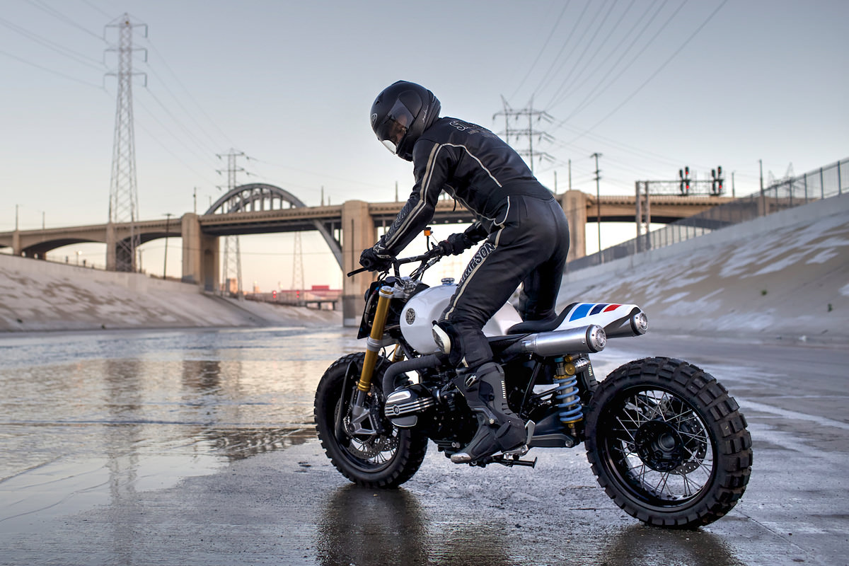 BMW Motorrad R9T iD:2 stylized for the Gen-Z uses matte black to raise the  bike's aesthetic appeal! - Yanko Design