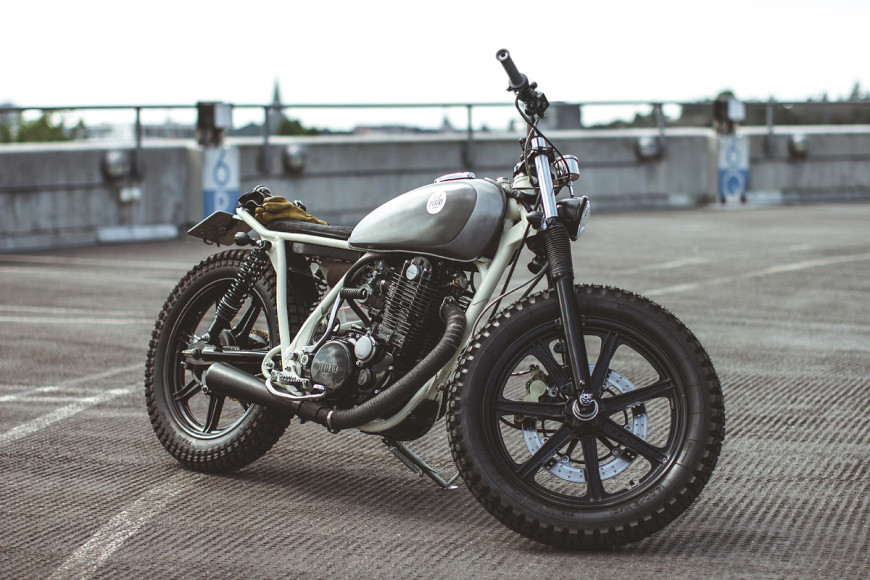 Into The Woods: 654's rippin' Yamaha SR500 | Bike EXIF