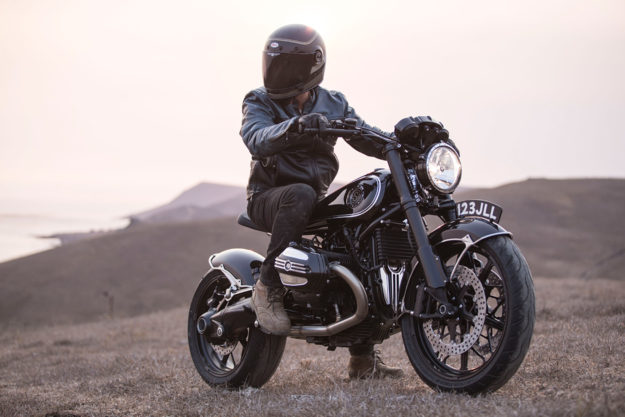 Vintage Vibe: Roland Sands and Cristian Sosa take the BMW R nineT back in time. 