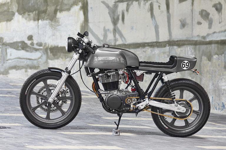 Grey Power: Angry Lane's Yamaha SR500 cafe racer | Bike EXIF