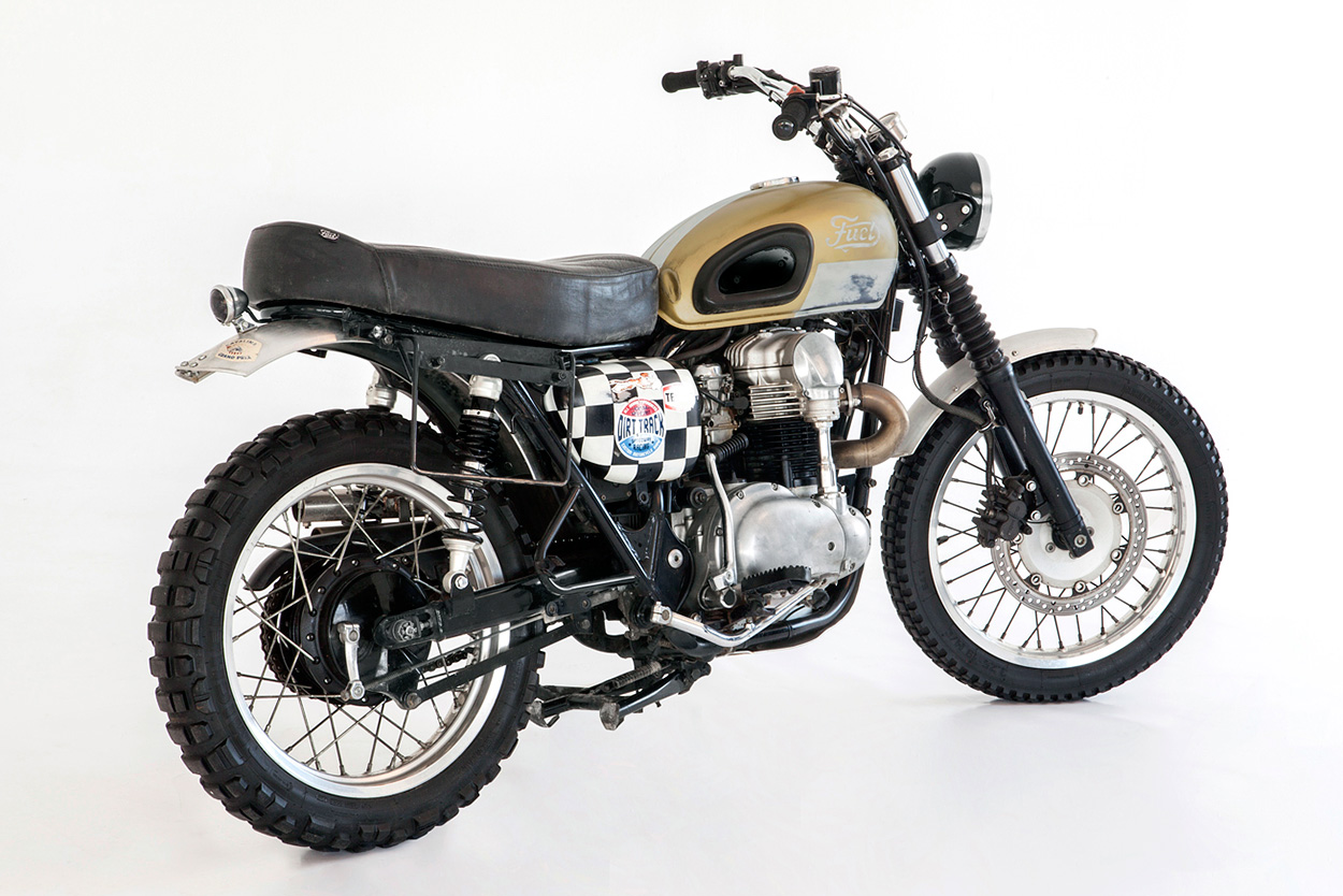 The Perfect British Desert Sled  is a Kawasaki W650 | Bike EXIF