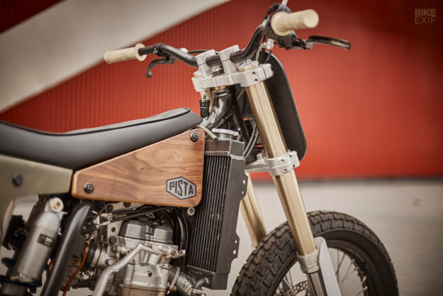 Yamaha WR400F tracker inspired by the Eames Lounge Chair