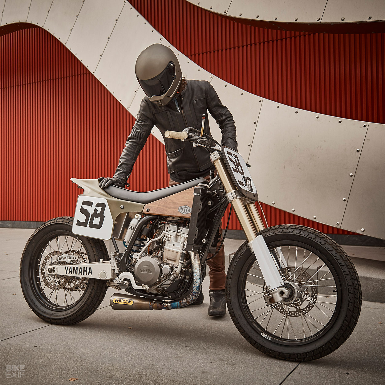 A Yamaha WR400F tracker inspired by the Eames Lounge Chair