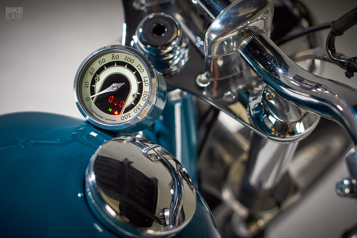 Out Of The Blue: A BMW R60/7 bucking the custom trend | Bike EXIF