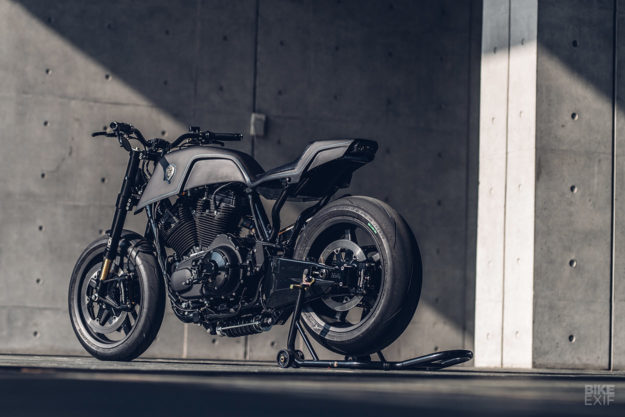 Raging Dagger: A hot-rodded Harley Forty-Eight from Rough Crafts