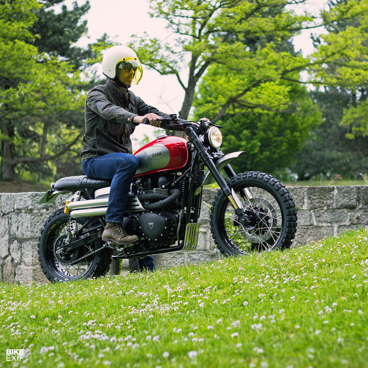 Triumph Scrambler 900 Off Road Photos