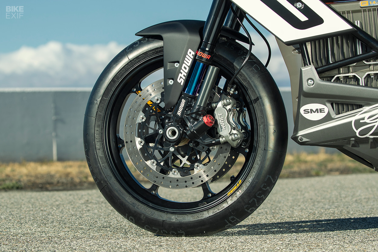 Racing To The Clouds: The Pikes Peak Zero SR/F electric racing motorcycle