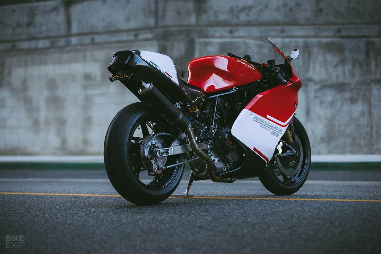 Ducati 900 SS with 1100 DS engine and carbon bodywork by Championship Cycles