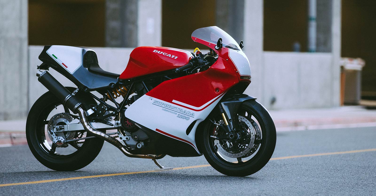 Aluminium Fairing Kit Ducati 900SS/Superlight Red 