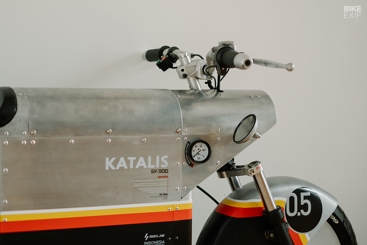 The Katalis EV.500, an electric motorcycle concept based on the Selis Garuda