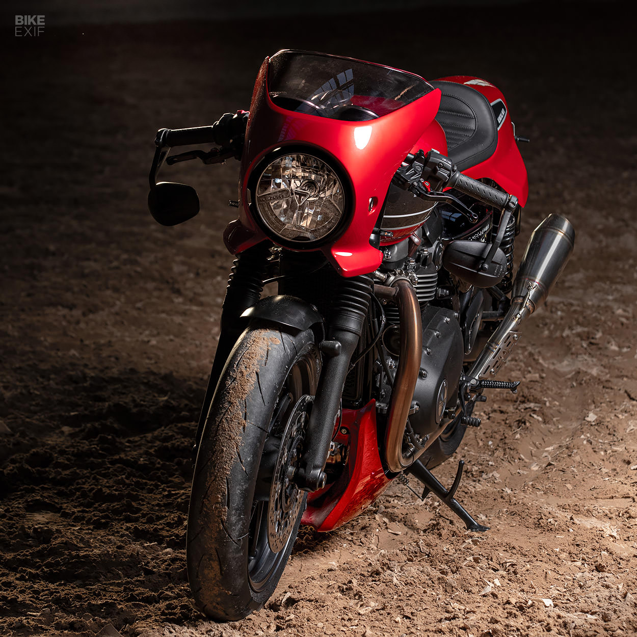 Triumph Speed Twin custom kit by Rennstall Moto