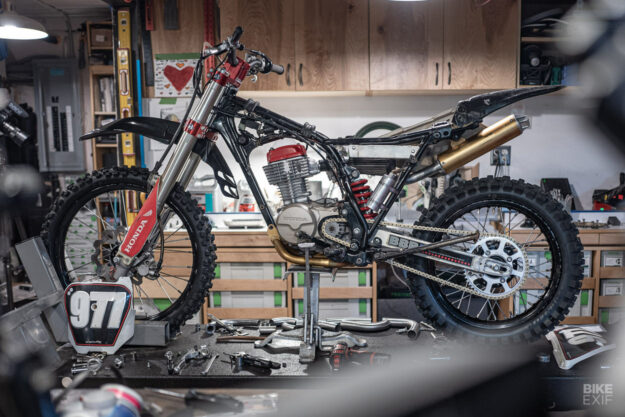 Custom Honda XR100 dirt bike by Gregor Halenda of Saku-Moto