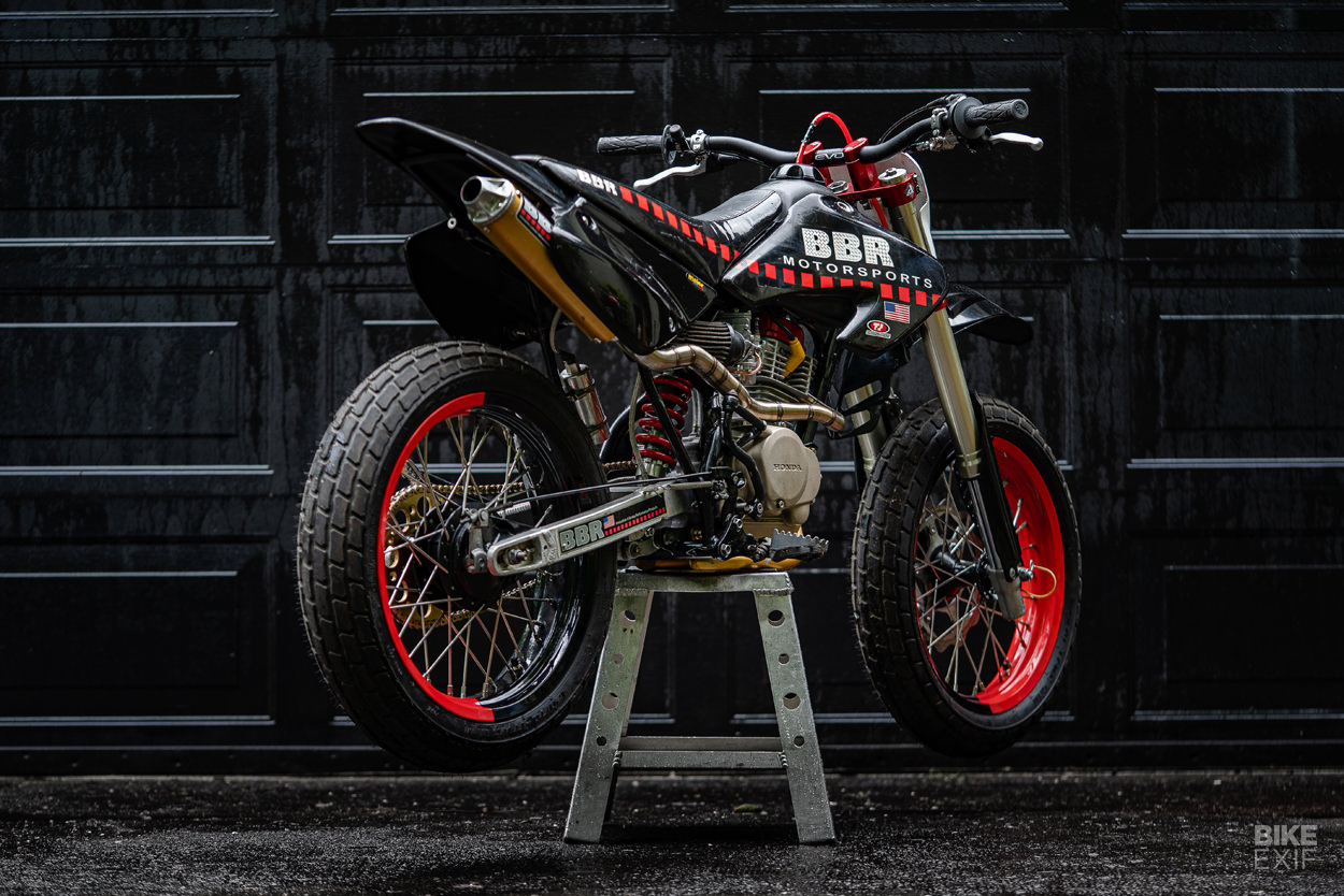 Custom Honda XR100 dirt bike by Gregor Halenda of Saku-Moto