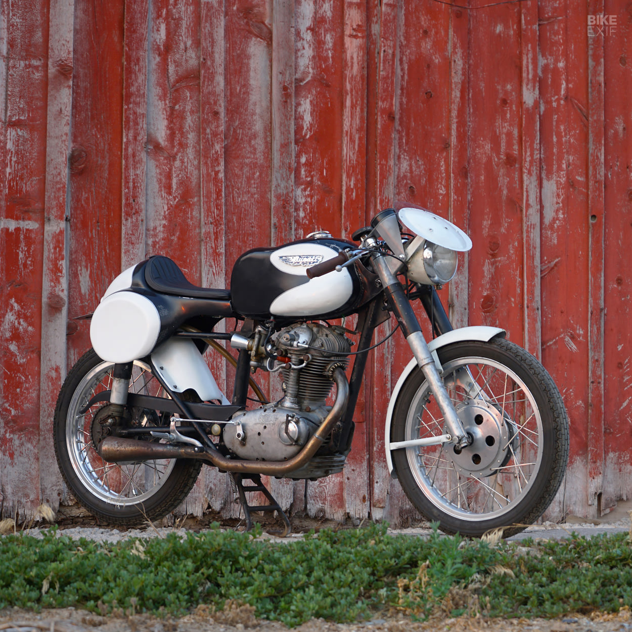 1965 Ducati 250 restomod by Union Motorcycle Classics