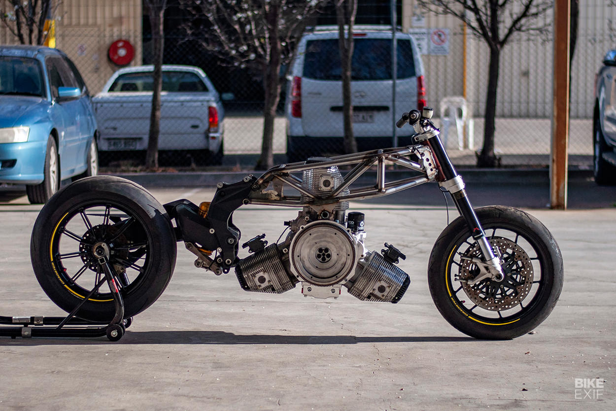 Radial-engined land speed motorcycle
