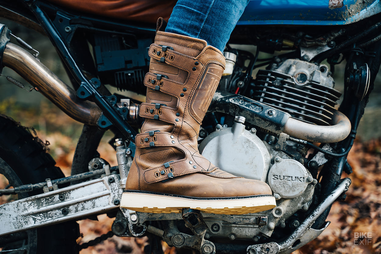 Icon 1000 Elsinore2 motorcycle boot