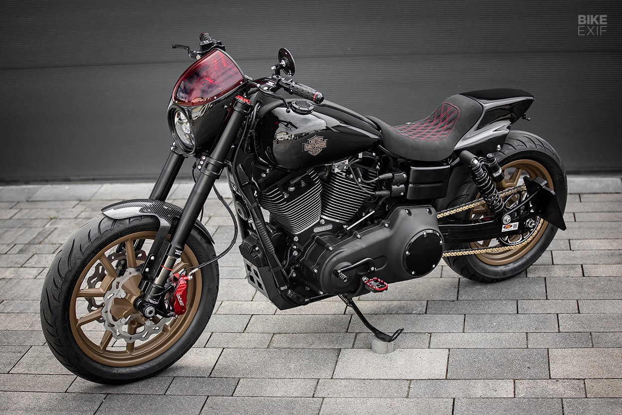 定製的Harley-Davidson Dyna Low騎手由MB周期