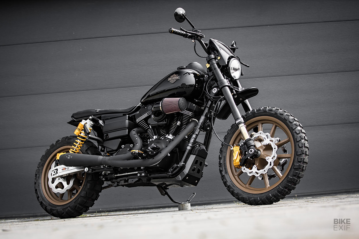 定製的Harley-Davidson Dyna Low騎手由MB周期