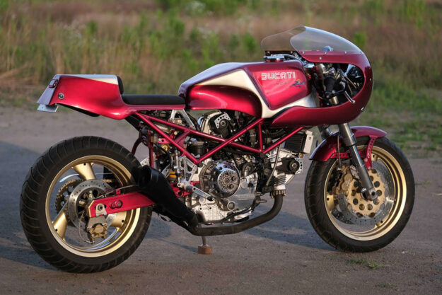 Ducati Monster Mike Hailwood replica by Gull Craft