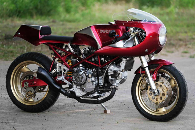 Ducati Monster Mike Hailwood replica by Gull Craft