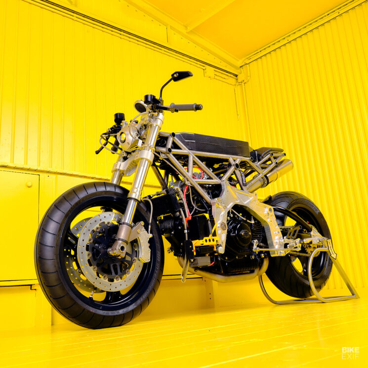 Café racer Bimota personnalisé avec moteur Ducati