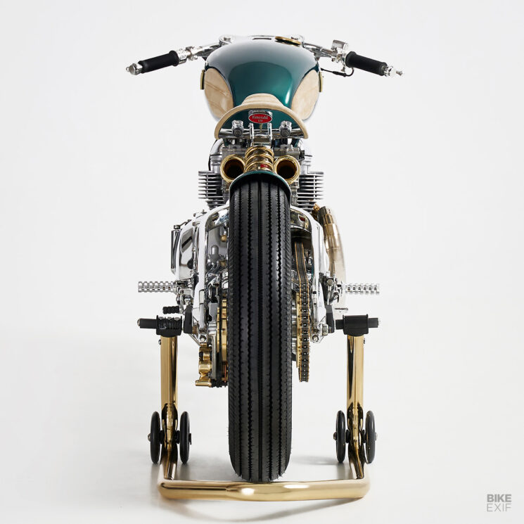 Bobber Triumph Bonneville par Tamarit Motorcycles