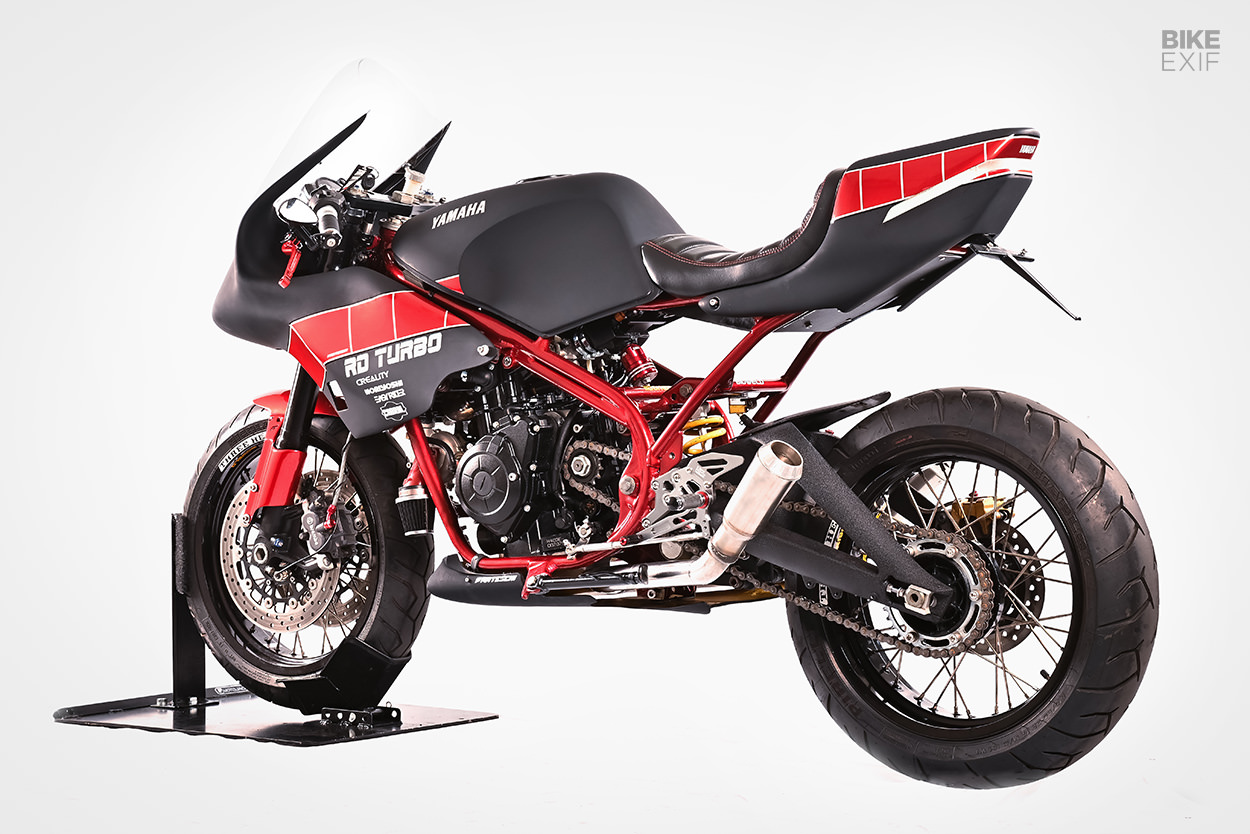 Rd Reissue A Yamaha R3 Engine Powers This Rd350 Tribute The Auto Journal