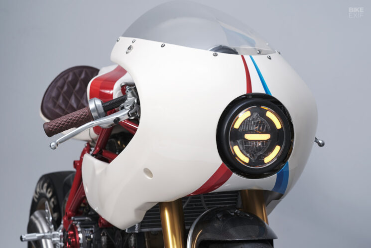 Ducati 749 café racer par Kalapea Garage