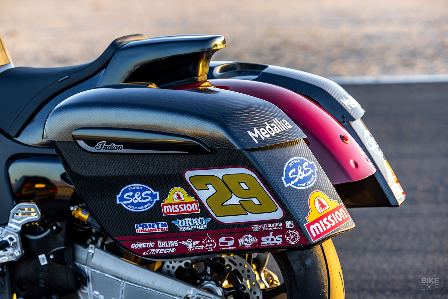 The 92229 Indian Challenger Rr Is A Ready To Race Bagger