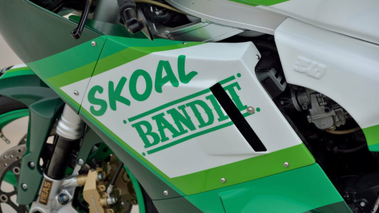 Skoal Bandit Suzuki GSX-R 1100