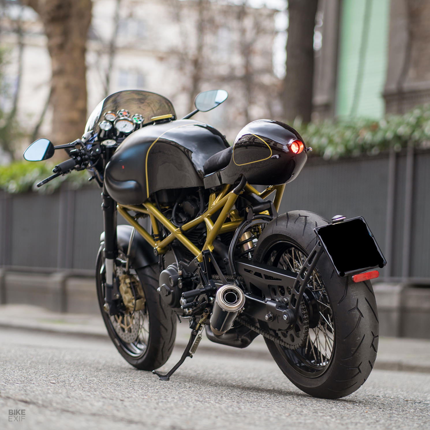 Ducati Monster 600 café racer by Officine GP Design
