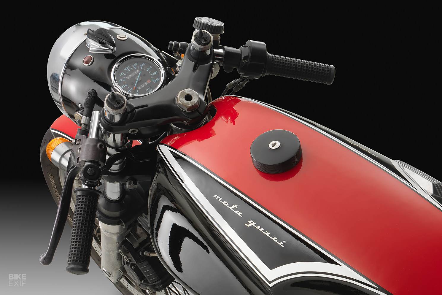Moto Guzzi Le Mans cafe racer by Sewy Motorcycles