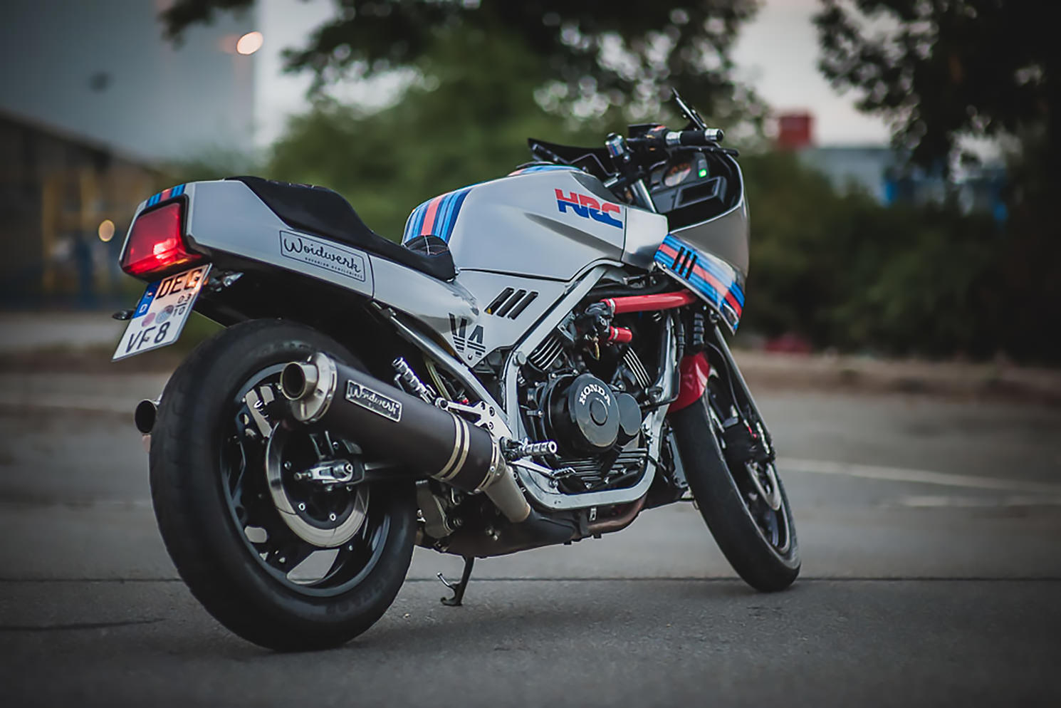 Honda VF1000F2 restomod by Woidwerk