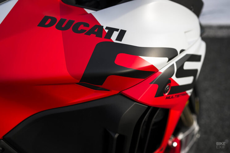 Décoration Ducati V4 RS 