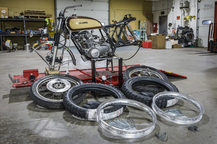 Rebuilding Honda CB550 Wheels