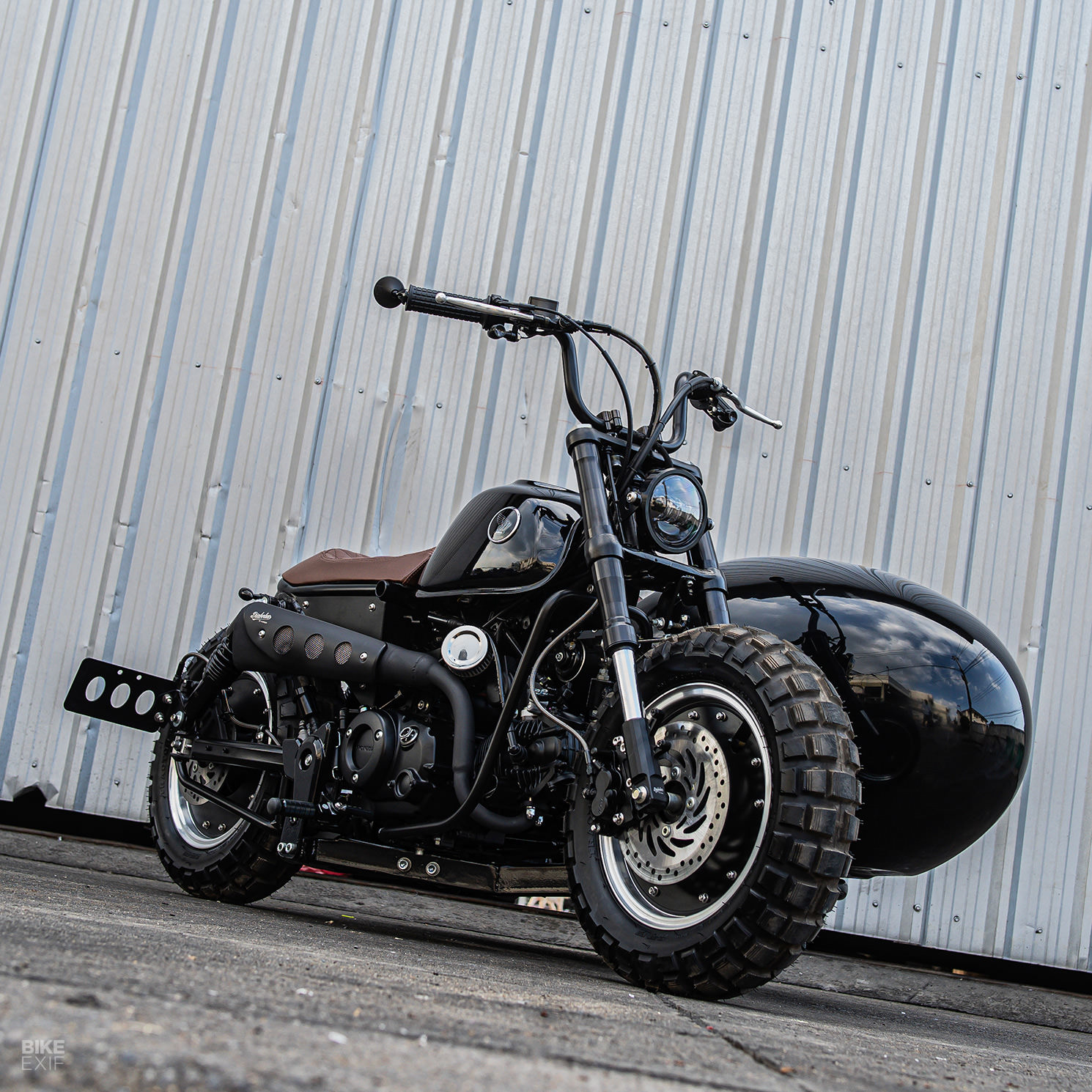 Monkey deals bike bobber