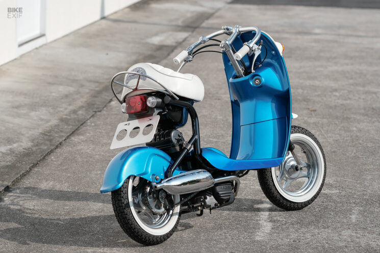 Custom Suzuki Choinori scooter by MetalCave