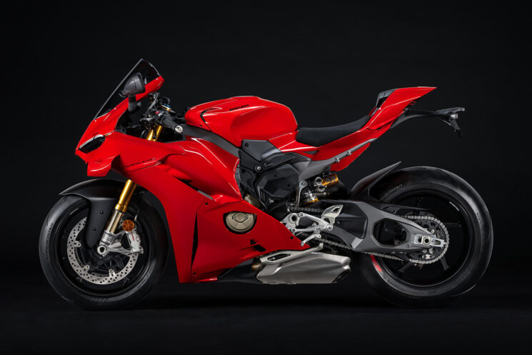 Ducati Panigale V4 2025 Superbike
